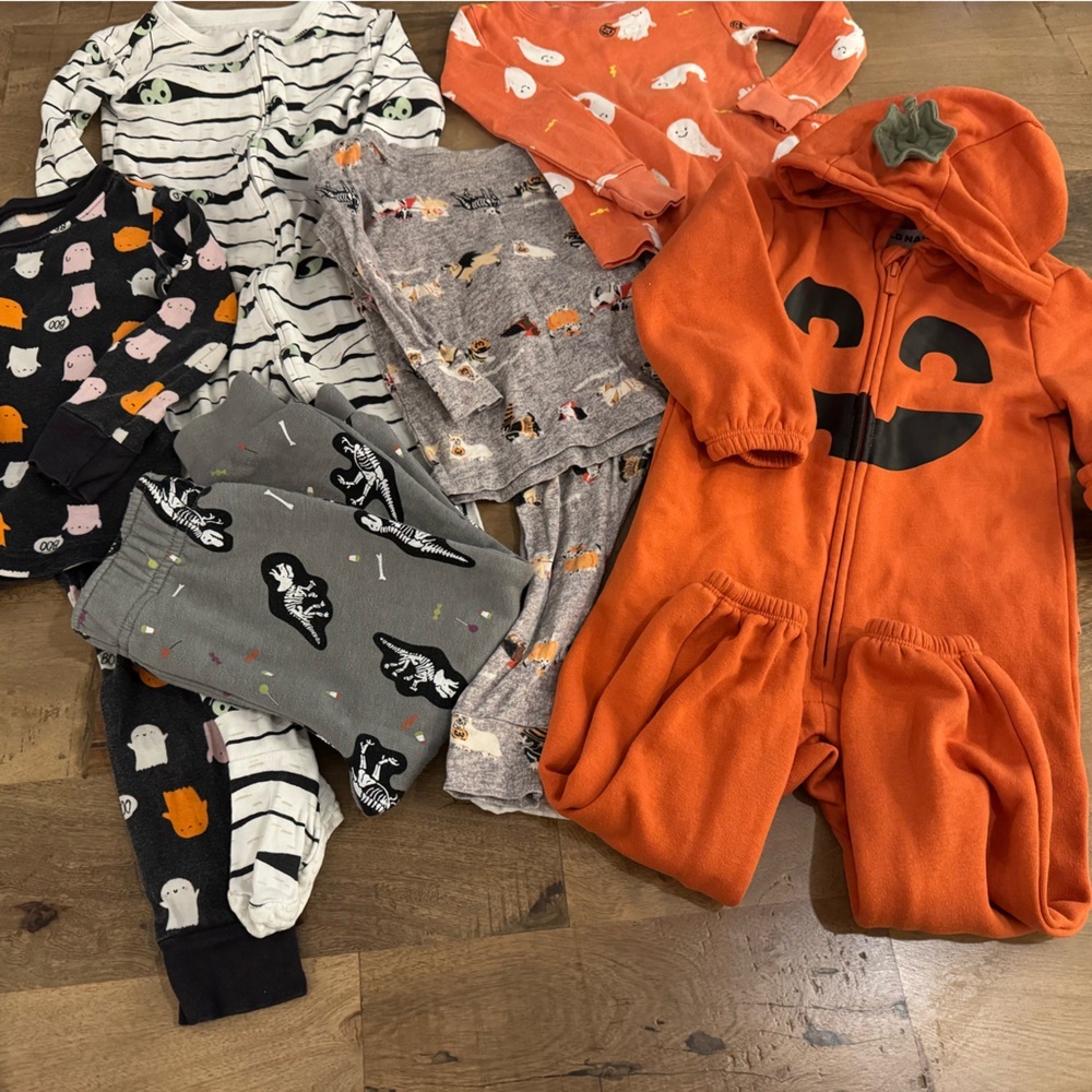Halloween Pumpkin ghost bundle 9 pcs size 18-24 months - Picture 1 of 9